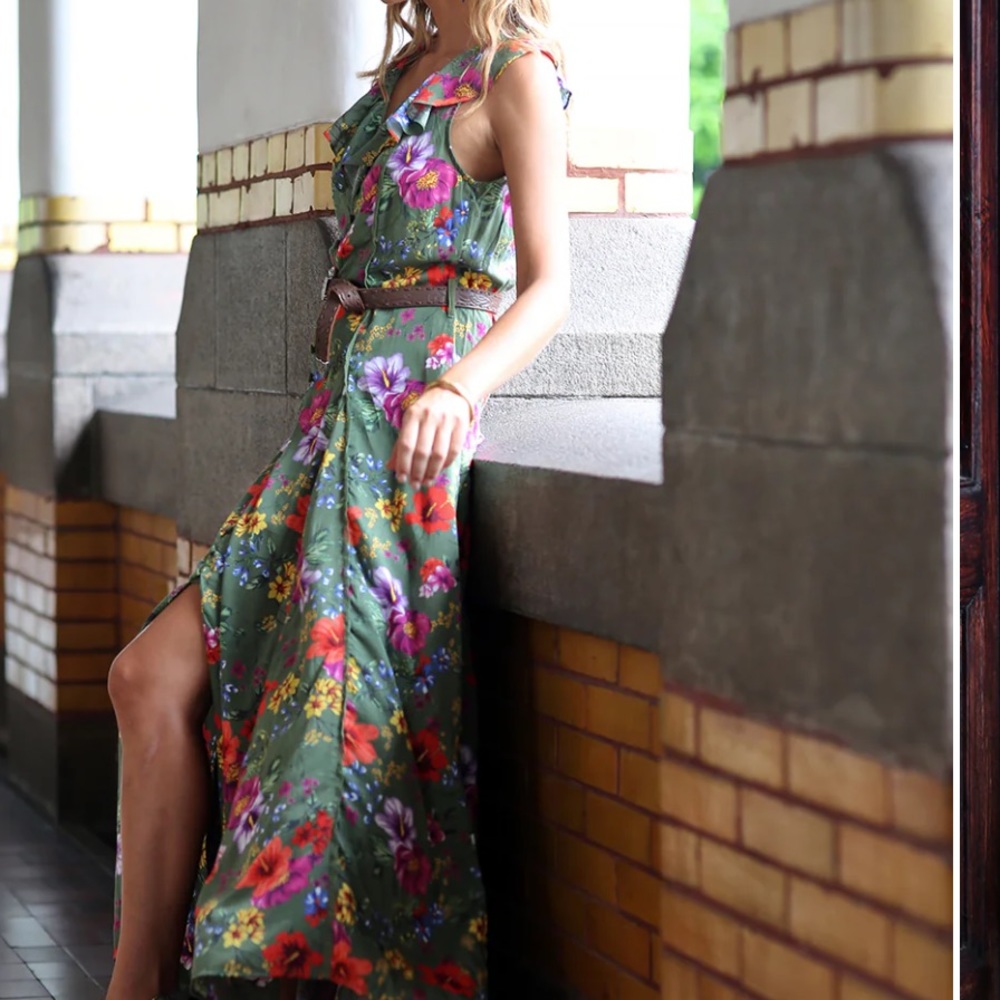 Tulle & Batiste Melody Sleeveless Maxi Dress in Khaki